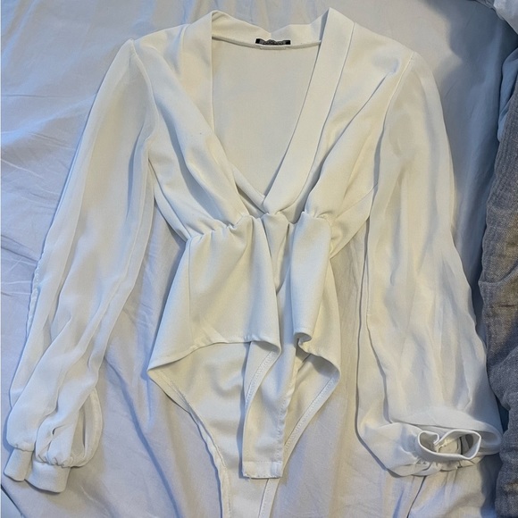 Boohoo long sleeve bodysuit mesh arms - Picture 4 of 10